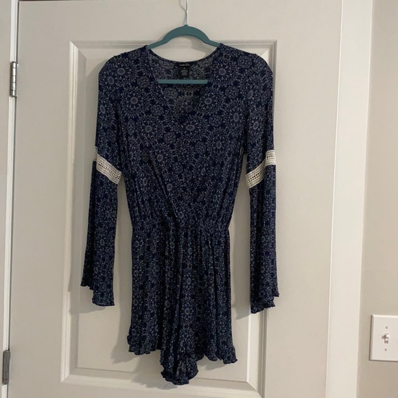 Rue21 Pants - Navy Blue & White Boho Flowy Long Sleeve Romper